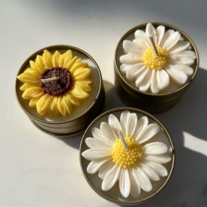 The daisy jar candle